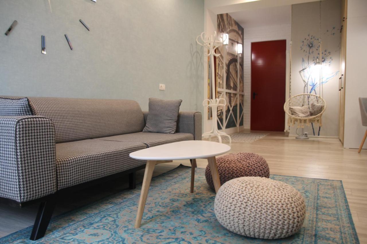 Cozy Apartment In Vake Tiflis Exterior foto